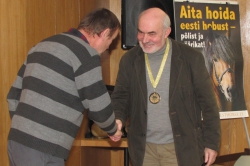 Medal kaela